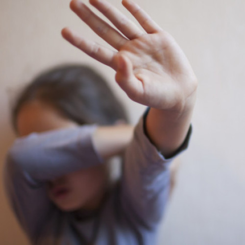 Dosar penal deschis în Maramureș după moartea unei fetițe de 2 ani adusă la spital cu urme de violență