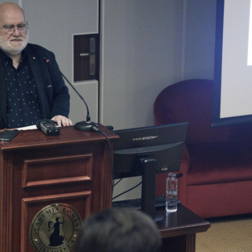 Rectorul SNSPA solicită retragerea profesorului Alfred Bulai din funcții de conducere