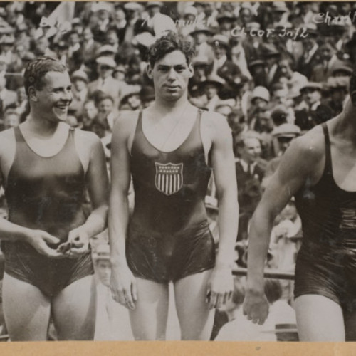 Johnny Weissmuller, legenda înotului și a filmului, sărbătorită cu ocazia Jocurilor Olimpice de la Paris