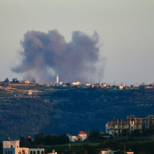 Explozie puternică în suburbiile Beirutului, posibil atac israelian asupra Hezbollah