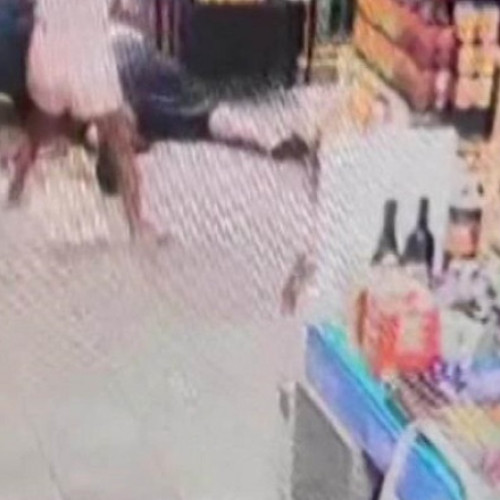 O fetiță de 8 ani a salvat magazinul tatălui său de un hoț înarmat în Minnesota