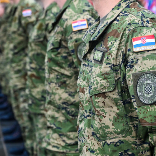 Croatia reintroduce serviciul militar obligatoriu pentru tineri începând din 2025