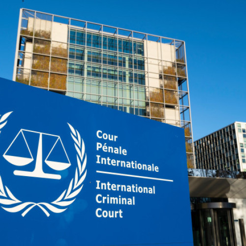 Ucraina aderă la Curtea Penală Internațională pentru a pedepsi crimele de război
