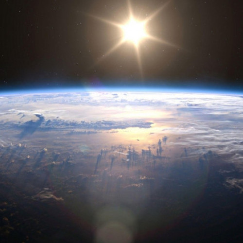 Nava spatiala experimentala a Chinei aterizeaza dupa o misiune de opt luni