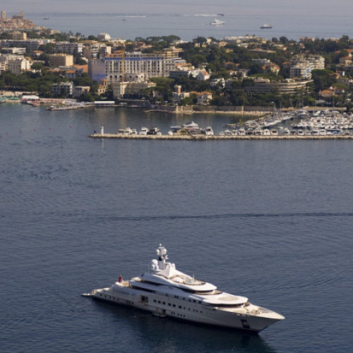 Oligarhii ruși continuă să frequenteze Riviera Franceză, în ciuda sancțiunilor