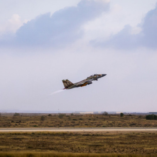 Raiduri aeriene israeliene în Liban împotriva Hezbollah