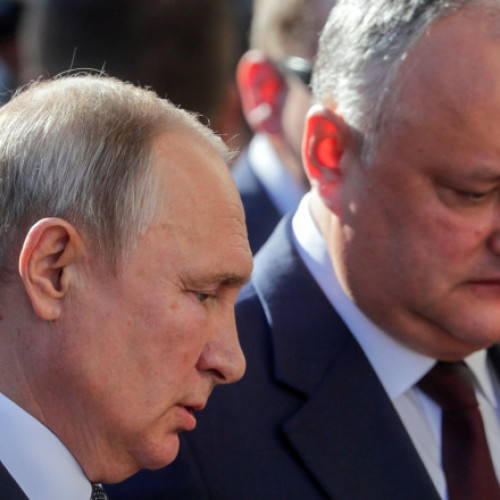 Felicitări pentru Putin din partea liderilor moldoveni, în ciuda tensiunilor cu Rusia