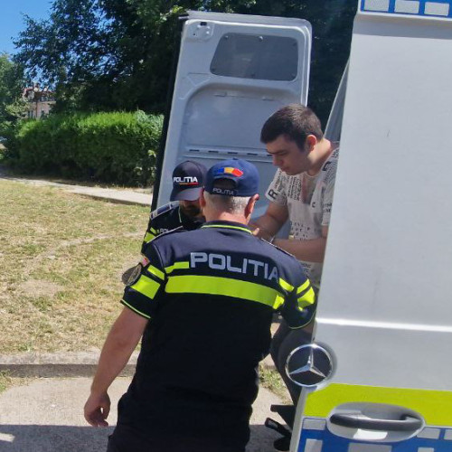 Studentul acuzat de incendiere a profesorului cere eliberarea din arest