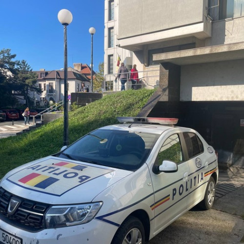 Doi tineri cercetați pentru furt calificat în Năvodari