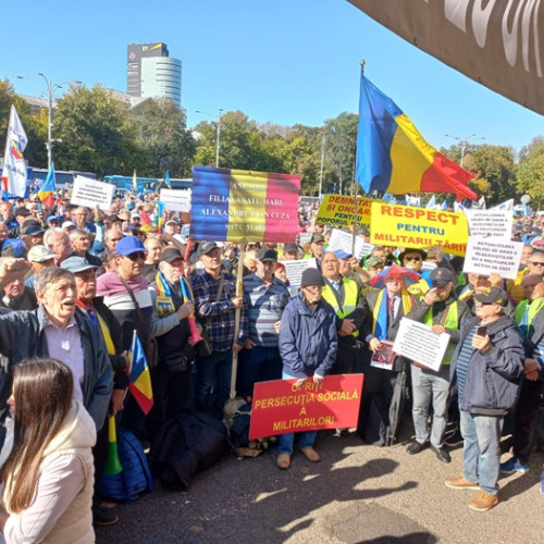 Contestație la CCR privind pensiile militare