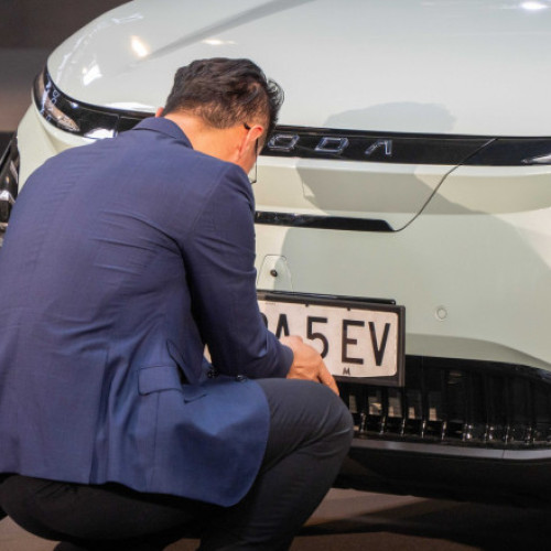 Beijingul folosește strategii pentru a evita taxele vamale în industria auto