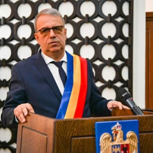 Doi consilieri din mandatul anterior rămân în echipa primarului Vergil Chitac