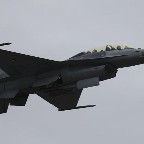Avioane F-16 din dotarea Forțelor Aeriene Române vor efectua zboruri de antrenament între 19 și 25 noiembrie 2024