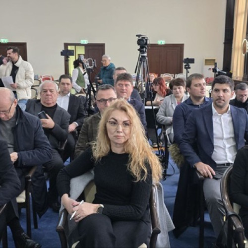 LIVE FOTO VIDEO: Consiliul Județean Constanța, în ședință extraordinară. Răzvan Filipescu, ales unul dintre vicepreședinți. Consilierii AUR au părăsit ședința