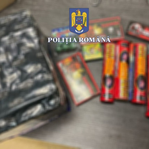 Persoane sancționate după achiziționarea de articole pirotehnice de pe internet