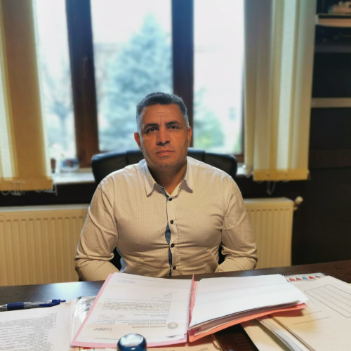 Defecțiunea eolienei din Poarta Albă provoacă evacuarea bătrânilor din cămin