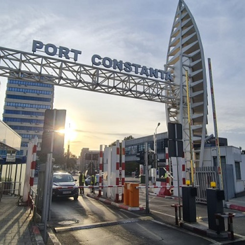 Hellenika LLC obține reținerea navei &quot;Castor&quot; în Portul Constanța