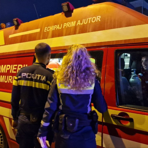 Minora de 13 ani, în stare critică după ce s-a aruncat de la etajul 4