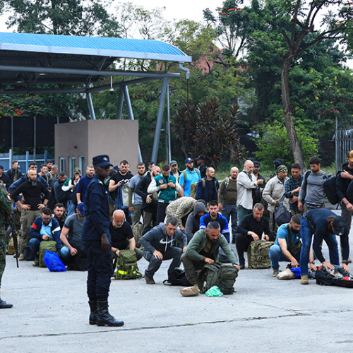 Îngrijorări legate de implicarea militarilor români în armate private