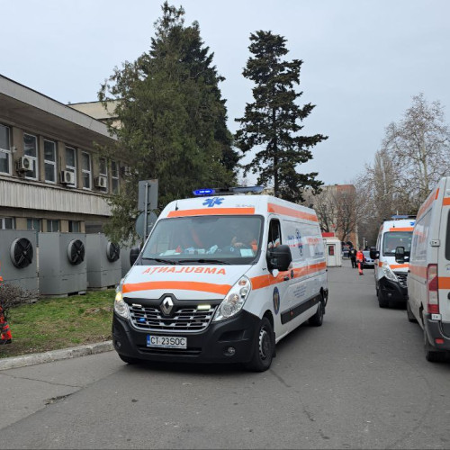 Accident rutier grav în Ovidiu, patru mașini implicate