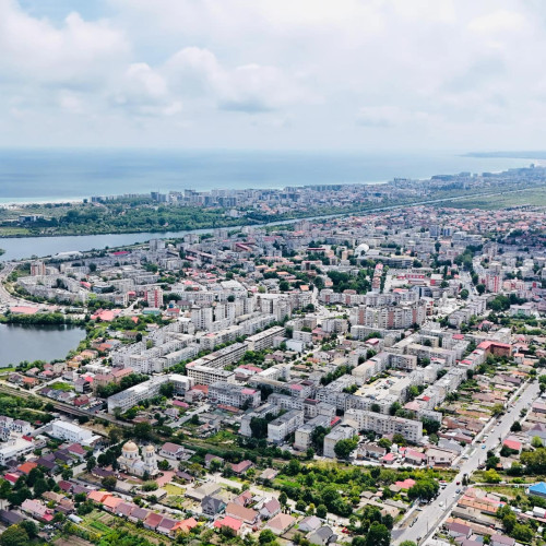 Modernizarea Pieței Sud din Năvodari: Proiect de 2,6 milioane lei pentru un mediu comercial îmbunătățit