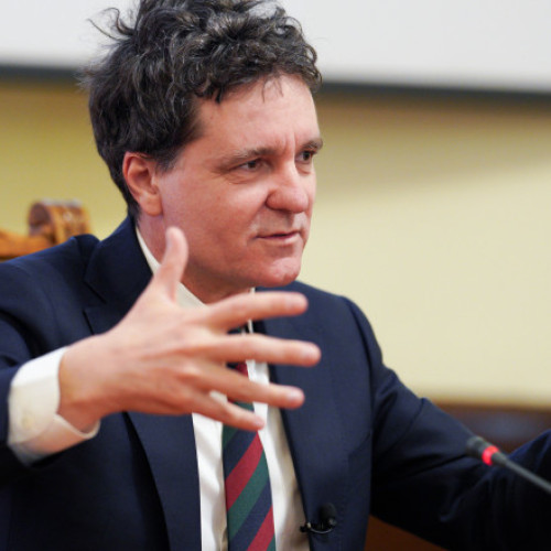 Nicușor Dan: "Este nevoie de o schimbare în guvern"