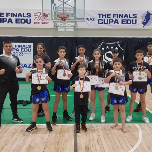 CS Medgidia, Victorioasă la Cupa Campionilor de Kickboxing!