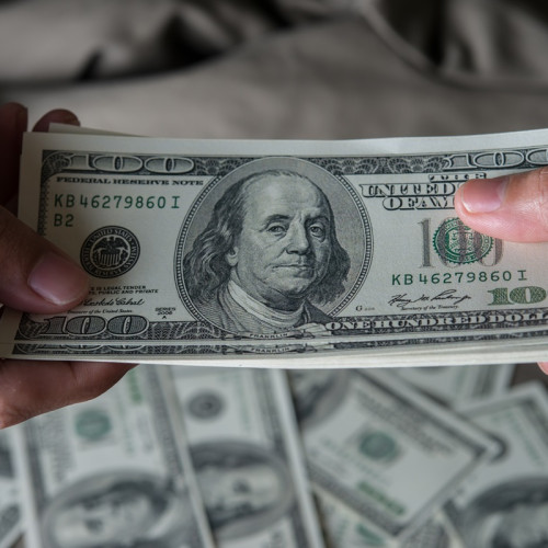 ALERTĂ! Sute de bancnote false de 50 USD, introduse în circuitul monetar. Date oficiale de la anchetatori