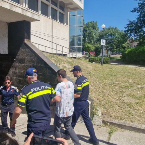 Tribunalul Constanța amână pronunțarea în dosarul studentului de la Ovidius acuzat că și-ar fi incendiat profesorul. Iată ce au decis judecătorii