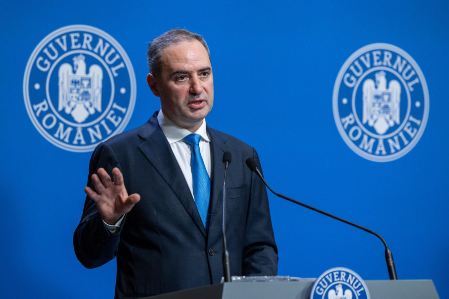 Fitch reconfirmă ratingul României, dar menține perspectiva negativă