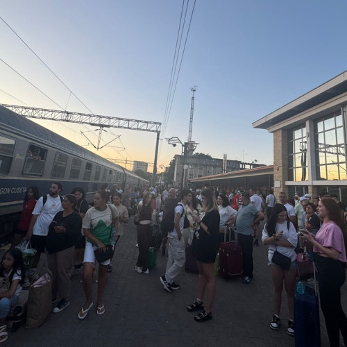 FOTO VIDEO Haos în Gara Constanța după întreruperea circulației feroviare