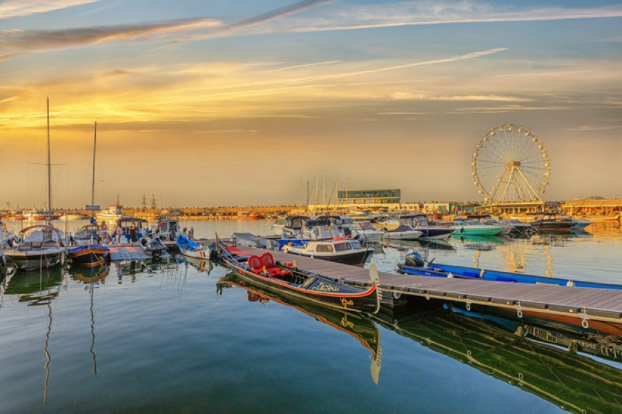 Portul Tomis, recurs la Curtea Supremă în dosarul Tomis Marina