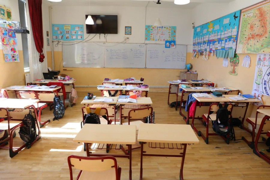 Peste 1,9 milioane de elevi și preșcolari, fără lapte, fructe și legume! Nu a fost adoptată hotărârea de guvern