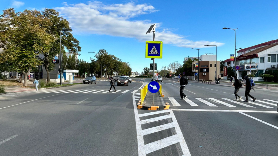 Un nou scuar median îmbunătățește siguranța pietonilor pe bulevardul Alexandru Lăpușneanu