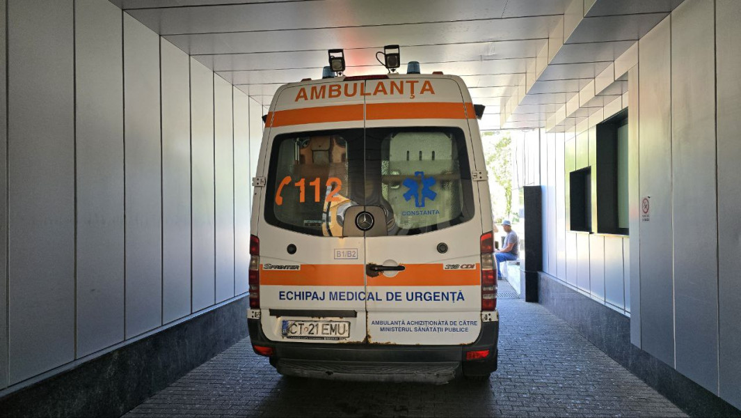 O femeie rănită la cap, în urma unui accident în Mamaia