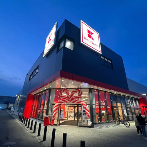 Kaufland a deschis în secret un nou supermarket în Constanța"

"Kaufland a inaugurat în secret un nou supermarket în Constanța