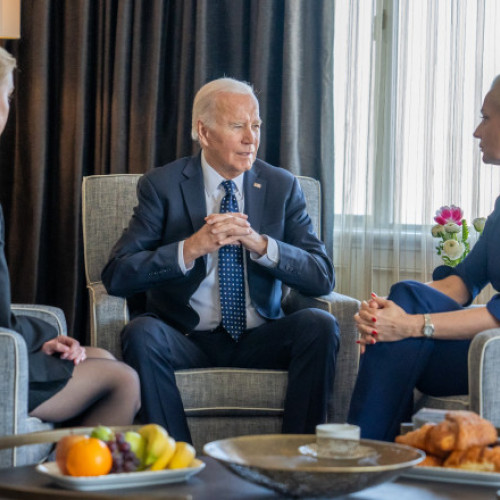 Joi, Joe Biden s-a intalnit cu sotia si fiica lui Aleksei Navalnîi. Natalia Navalnaia, insotita de fiica sa, Daria, s-a intalnit cu presedintele SUA.