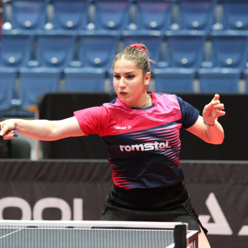 Bianca Mei-Roșu avansează în competiția de tenis de masă la Under-15