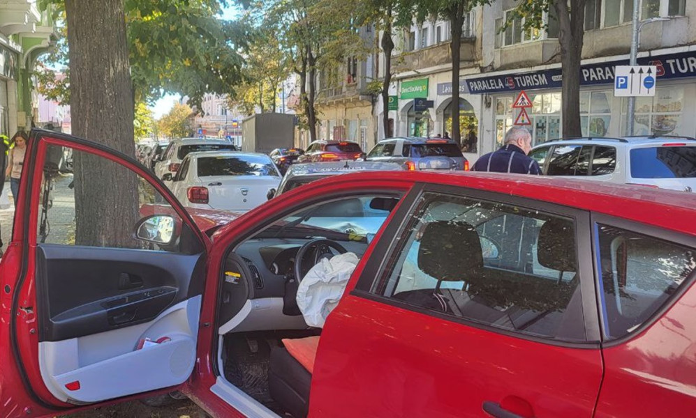 Accident rutier în Constanța fără victime implicând un Volkswagen și o Skoda