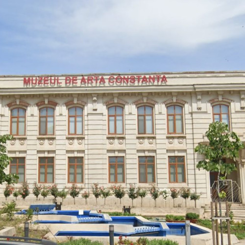 Salonul de fotografie pentru tineri atrage tot mai mulți participanți și lucrări