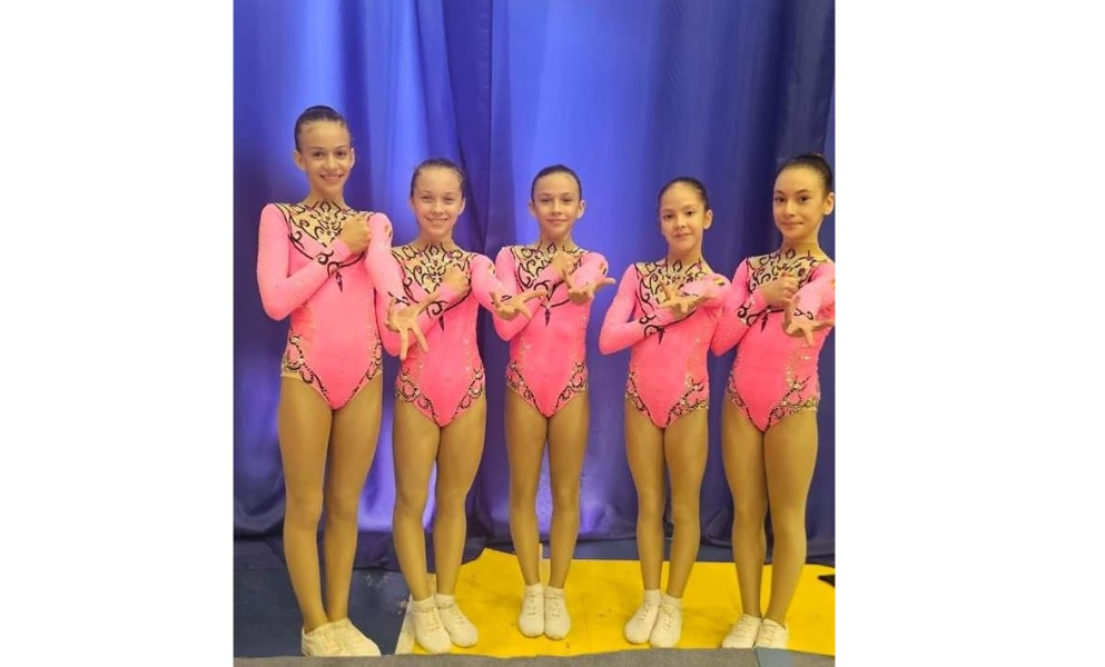 Performanțe și pregătiri intense pentru gimnastele de la CS Farul Constanța