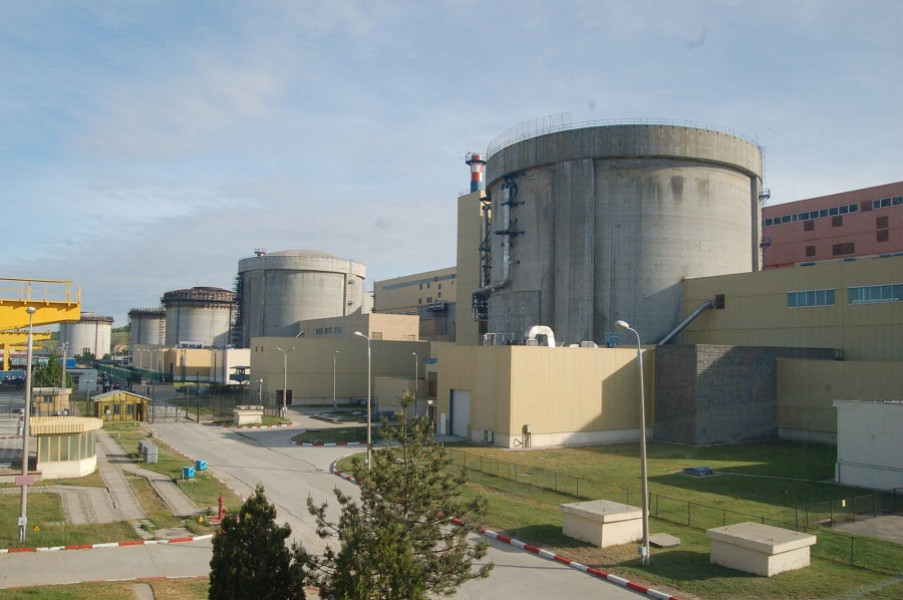 Fabrica Feldioara livrează dioxid de uraniu pentru centralele nucleare din Argentina