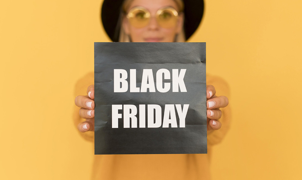 Black Friday în România începe în noiembrie cu reduceri variate în 2025