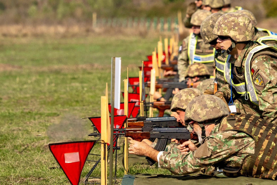 Ministrul Apărării: Exercițiul cu rezerviștii s-a desfășurat fără probleme la MApN