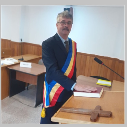 Asistenții personali din Mereni nu și-au primit salariile de patru luni