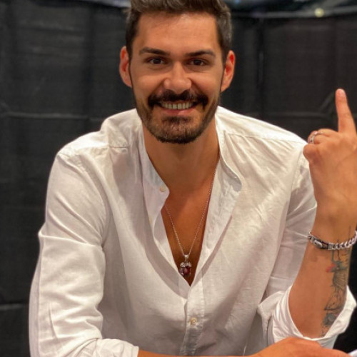 George Burcea candidează la Primăria Bucureștiului din partea Partidului Oamenilor Tineri