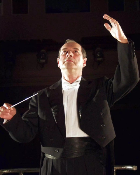 Muzicianul Gheorghe Stanciu își ia rămas bun de la scena operei - Ceremonia de comemorare la Constanta