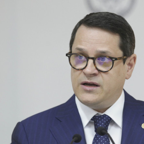 Eduard Hellvig Critică Nominalizarea Medicului Cătălin Cîrstoiu pentru Primăria Capitalei: "Nu Sperie și nu IntriȘare pe Nimeni" - Ce Se Știe Dar Nu Se Spune?