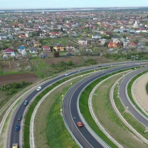 Mobilizare bună pe tronsonul 4 al Drumului Expres Craiova-Piteşti (DX12)! Stadiul lucrărilor a ajuns la 48%, anunţă CNAIR
