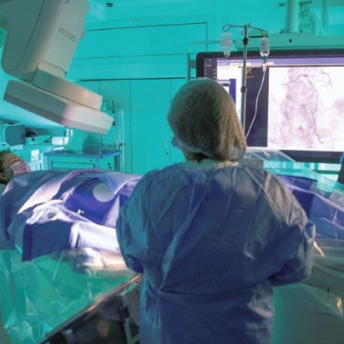 „Doctorul mi-a zis că nu mai plec decât cu salvarea”. Cum a fost tratată o pacientă cu o afecțiune rară